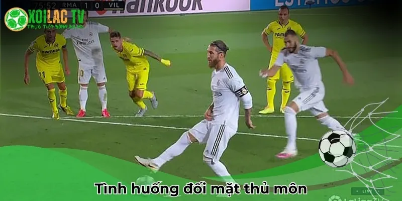 Ramos đã chuyền cho Benzema trong pha đá pen
